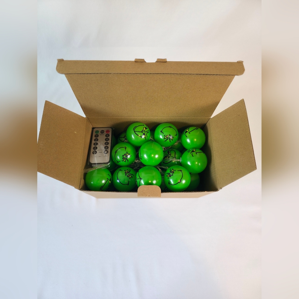 Grinch String Lights 30 LED 16 Feet Battery Powered Remote Christmas Gift NIB - Picture 3 of 4